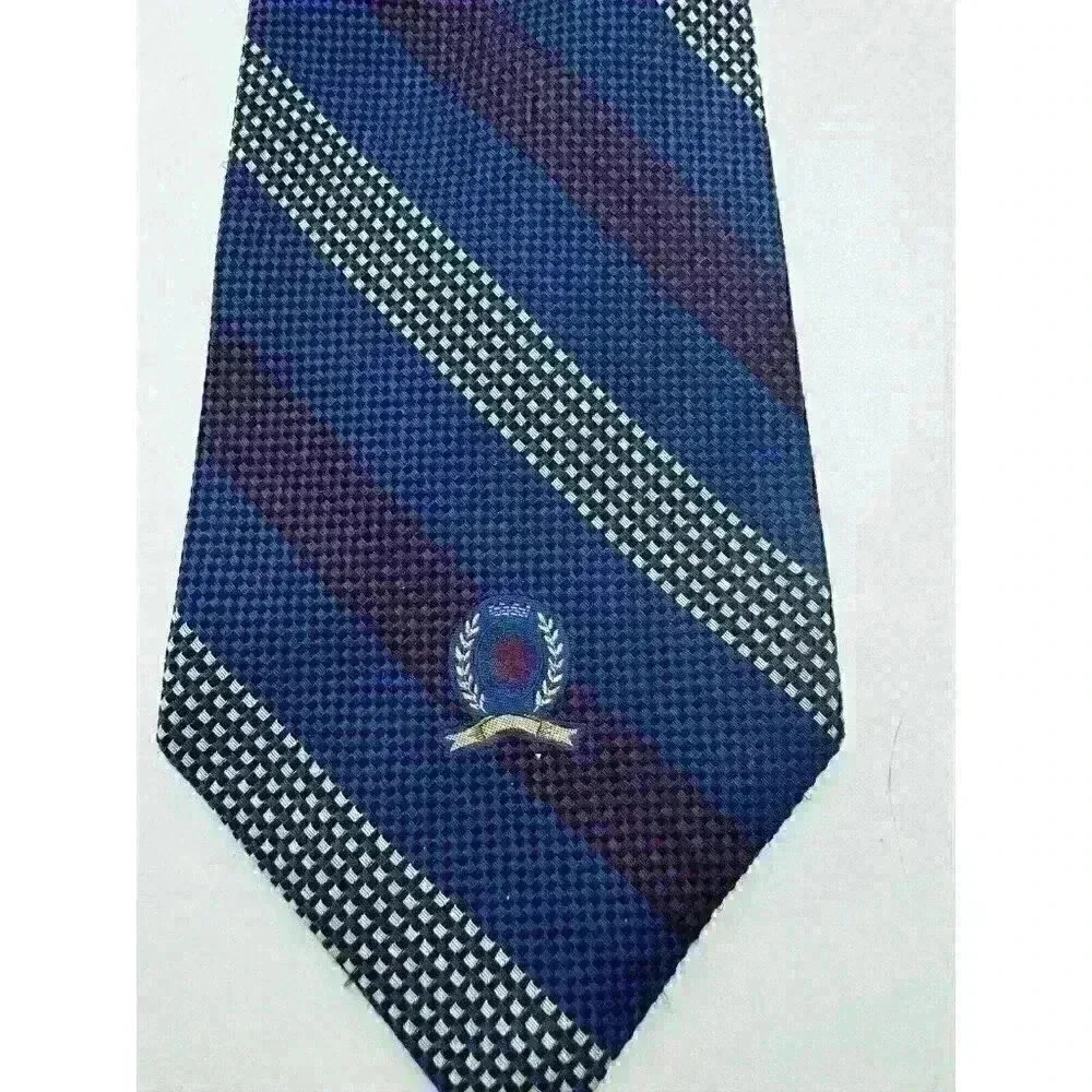 VTG Tommy Hilfiger‎ Repp Tie Jacquard 100% Silk Necktie Red Blue Woven 57L X 4W